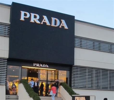 prada leccio outlet|The Mall Firenze .